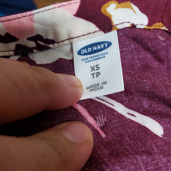 Old Navy Woman's Burgundy Floral Dress 3/4 Sleeve Size XS.Pit to pit approx: 1 - Picture 9 of 9